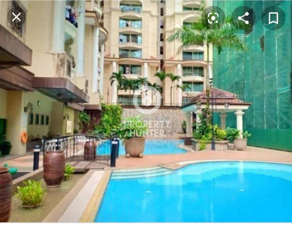 Kenyalang Emerald Riverine Resort Homestay Kuching Kültér fotó
