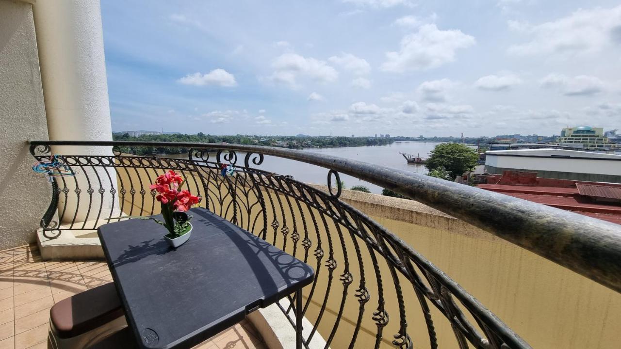 Kenyalang Emerald Riverine Resort Homestay Kuching Kültér fotó